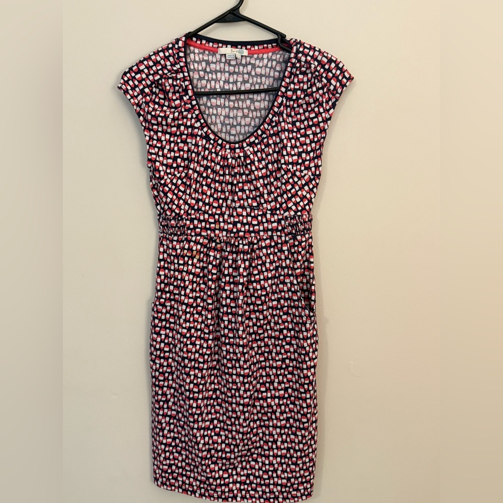 Boden whimsical midi dress with small fairy house print size 2